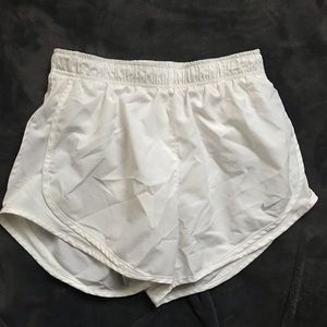 NIKE SHORTS SIZE S